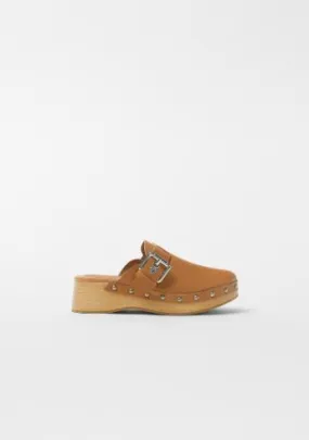 KIDS/ BUCKLE STUDDED LEATHER CLOGS (SZ 4)