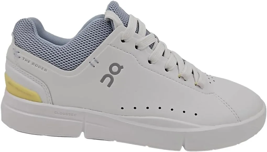 On Women's The Roger Advantage Sneakers
