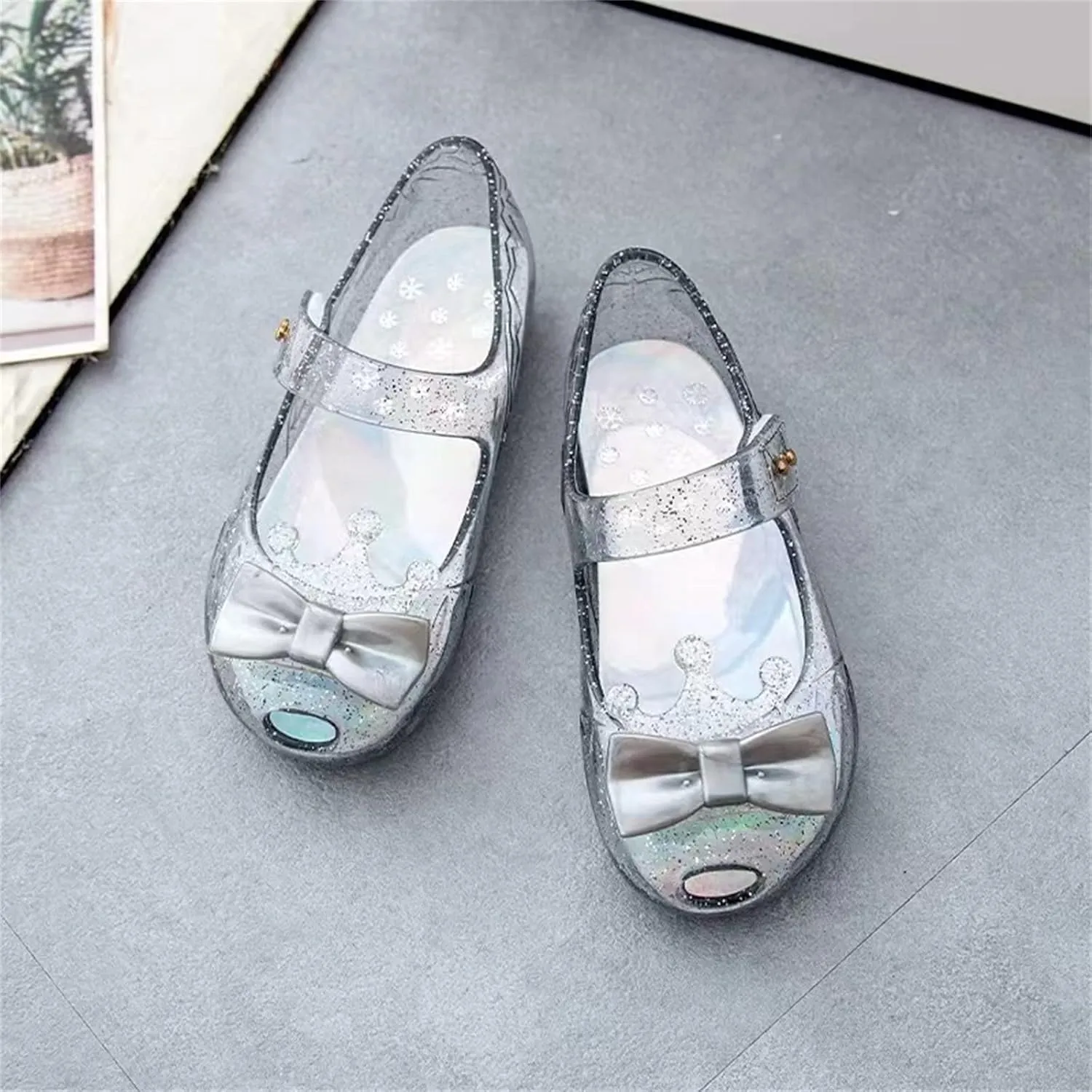 Small Boy Size 12 Shoes Girls Shoes Crown Flash Diamond Crystal Soft Sole Non Slip Sandals Jelly Sneaker Boy