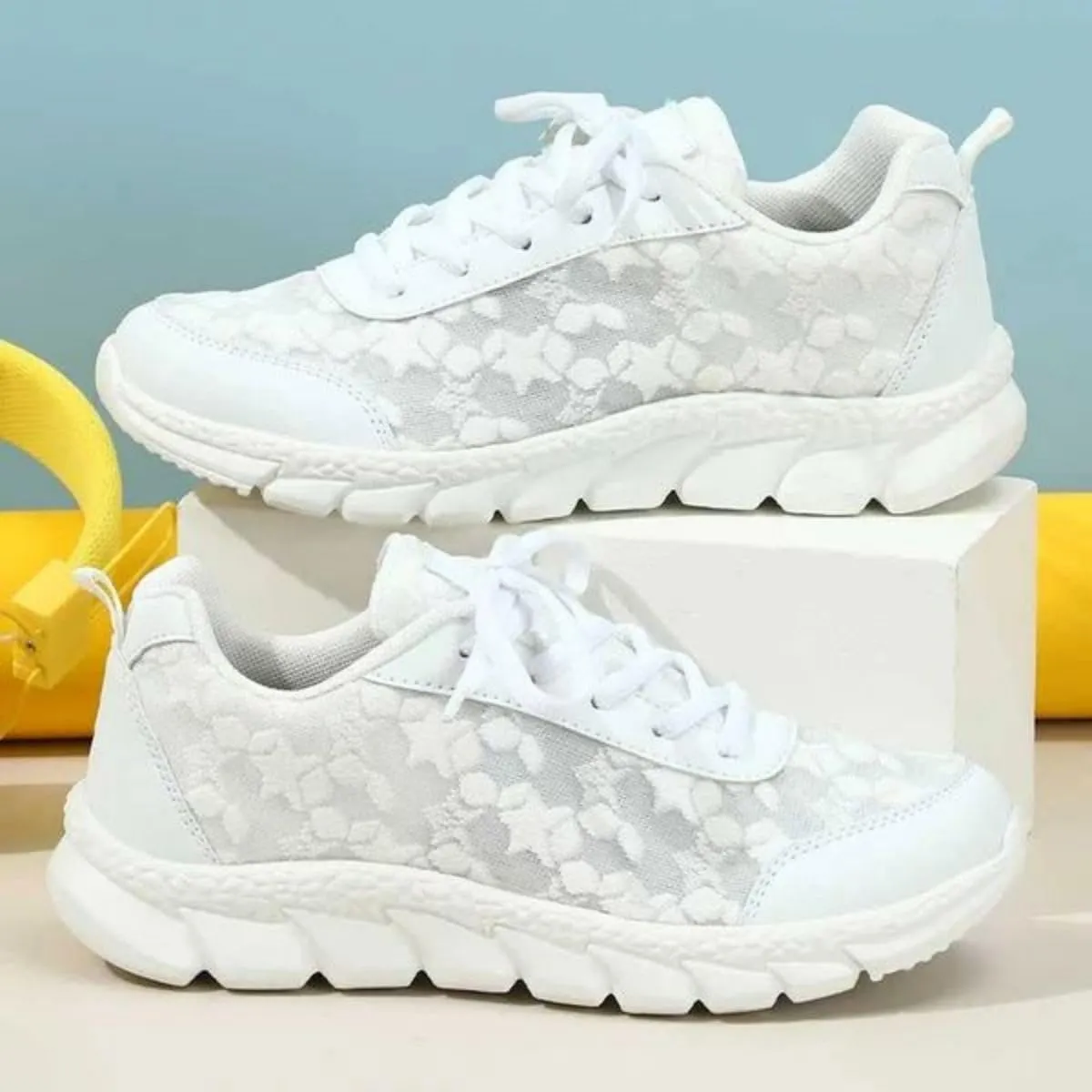 Women's Luxurious Orthopedic Sneakers, Breathable Mesh Anti-Slip Go Walk Shoes for Women Fashion White Lace Print Lace-Up Trainer Sandals